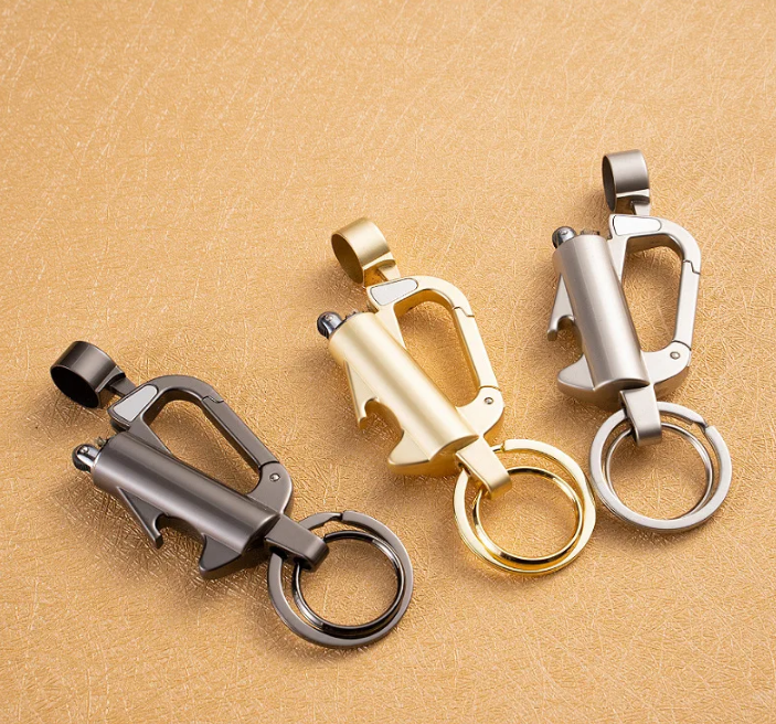 llavero de titaneo pedernal abridor de cervezas